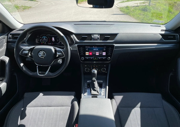 Skoda Superb cena 99900 przebieg: 139922, rok produkcji 2021 z Brześć Kujawski małe 232